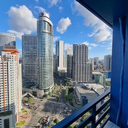 Great View 1 Bedroom Condo In Makati Near Trident Tower マニラ市 エクステリア 写真