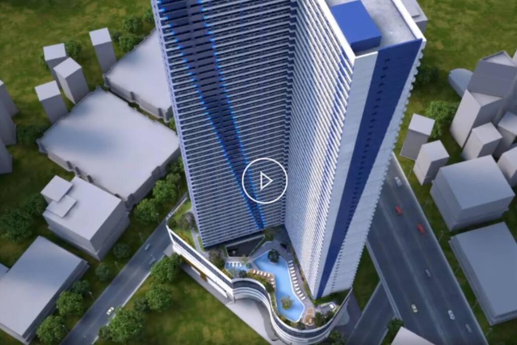 Great View 1 Bedroom Condo In Makati Near Trident Tower マニラ市 エクステリア 写真